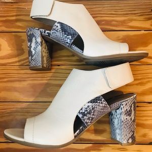 Naturalizer Zahn Snakeskin Slingback Block Heel